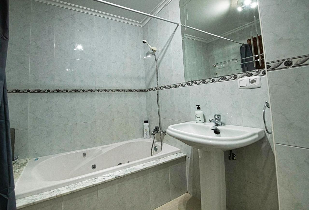 Apartamento Avelina มงฟอร์เต เด เลมอส ภายนอก รูปภาพ